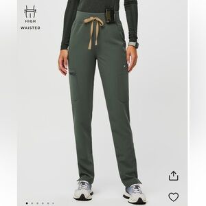 FIGS Yola scrub pants in moss